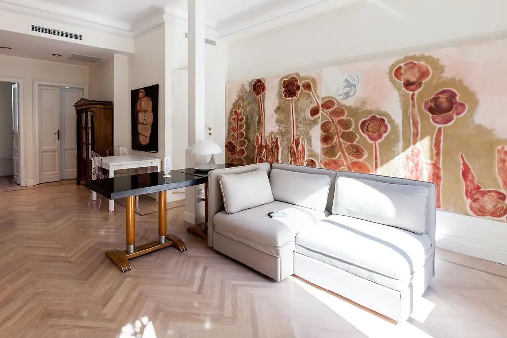 Апартаменты House Of Art Giovio Милан 0*,  Италия